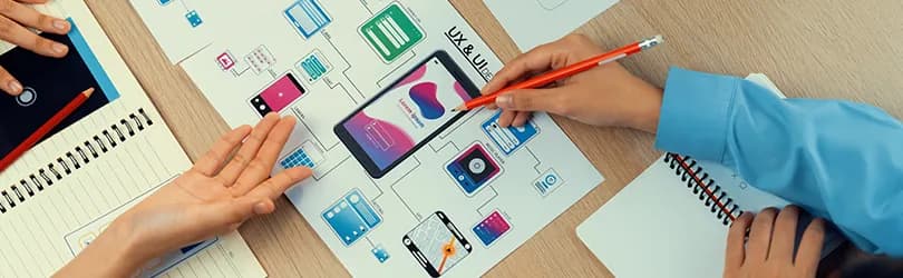 Team gestaltet kreative Illustrationen für modernes Web Design